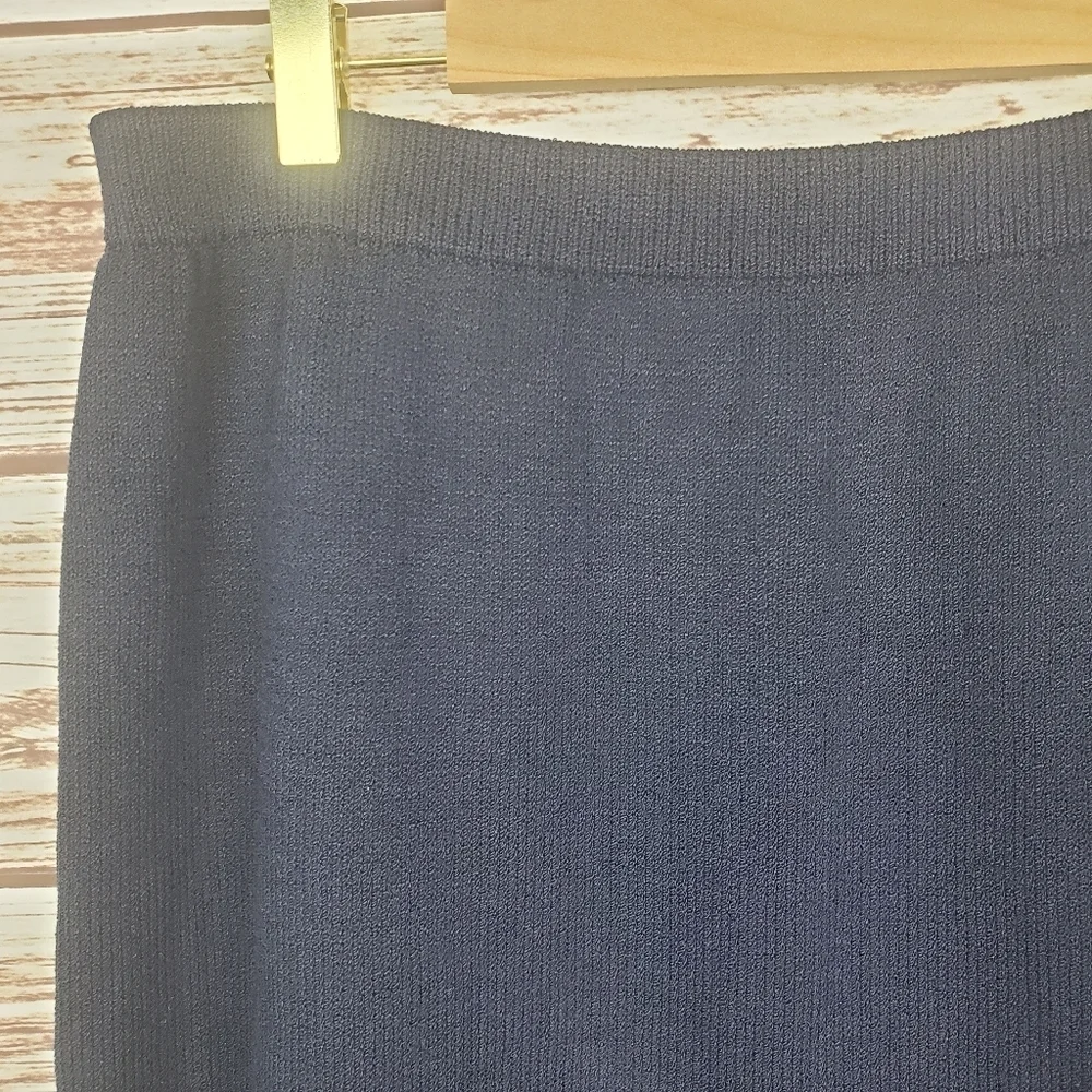 St John Basics Womens Size 8 Vintage Navy Blue Santana Knit Pencil Skirt #89
